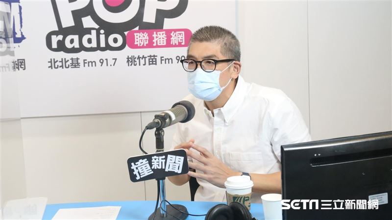連爆料為這事被黨內勸「不要逆時中」