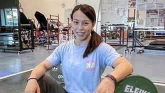 郭婞淳彈鋼琴凸槌超萌：比舉重還緊張