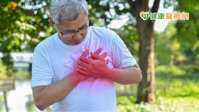 趙子凡醫師提醒，當發現有心跳過快、心跳忽快忽慢等疑似心房顫動症狀，務必盡快就醫、及早接受治療。