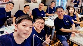 國民黨，戰鬥藍吃美牛（圖／翻攝自趙少康臉書）