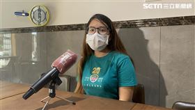 卜女受訪時表示民法漏洞不僅在於爭產，甚至權利義務都綁在一起。（圖／記者楊忠翰攝影）