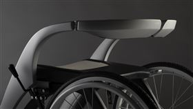 ▲James Dyson設計大獎連續七年在台徵件，於今(26)日公布本年度台灣地區初賽成果，由實踐大學工業產品設計系學生李彥寬以新型態輪椅產品「zerogap」奪得冠軍。（圖／業者提供）