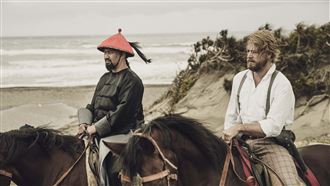 《斯卡羅》英語力爆棚　他露內褲NG