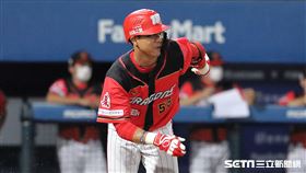 ▲味全龍外野手曾陶鎔。（圖／記者劉彥池攝影）