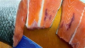 好市多,鮭魚.瘀血,血痕(翻攝自 Costco好市多 商品經驗老實說)
