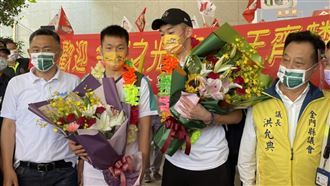 李洋回鄉王齊麟同行　金門迎奧運首金