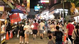 日月潭，伊達邵碼頭商店街，出遊人潮，暑假最後假日
