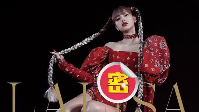 性感挖洞太狂！Lisa雪嫩肌網看傻