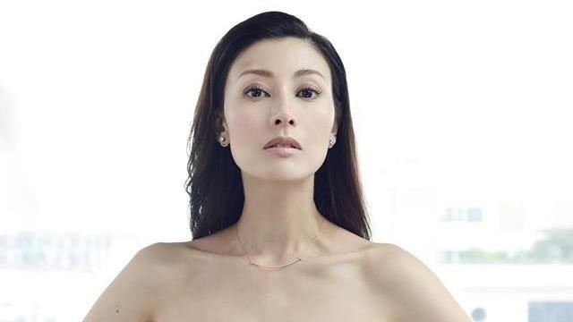 李嘉欣59歲親姐曝光　網驚臉蛋太扯