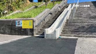 公園蓋遊樂場　12歲以下只能盪鞦韆