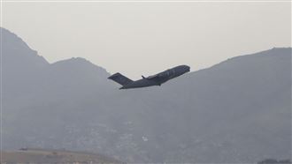 最後一架軍機起飛！美軍完成撤軍行動