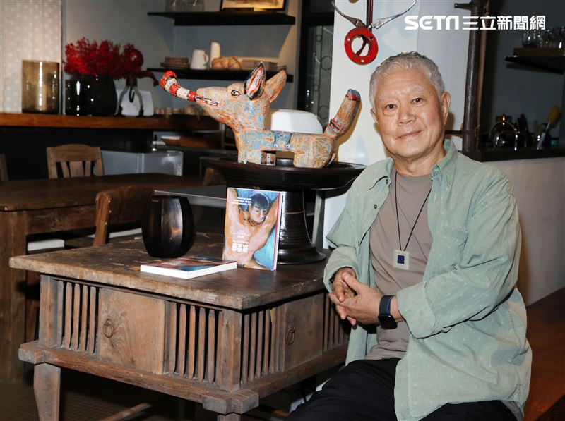 蔣勳三立新聞網專訪。（記者邱榮吉/攝影）