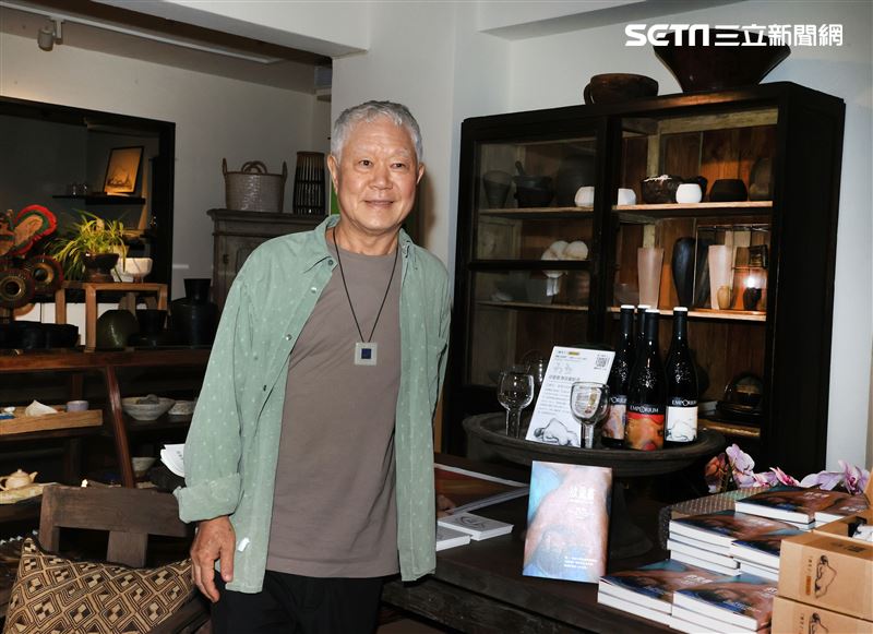 蔣勳三立新聞網專訪。（記者邱榮吉/攝影）