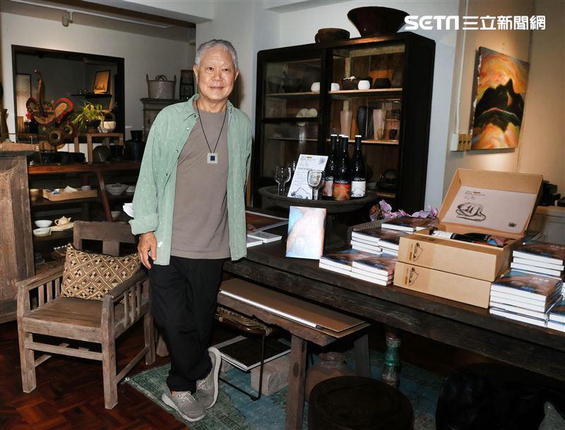 蔣勳三立新聞網專訪。（記者邱榮吉/攝影）