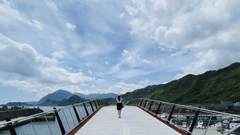 基隆最新打卡點　望海巷跨海景觀橋