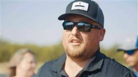 ▲美國反口罩運動組織華勒士。（圖／翻攝自潔西卡推特）