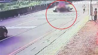 開學第一天就出事！女駕駛撞車不治