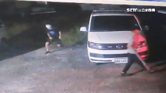 夜闖停車場　惡煞持棍棒砸7台救護車