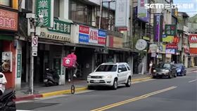 熊貓外送員,單輪車,政大,台北 翻攝臉書《路上觀察學院》