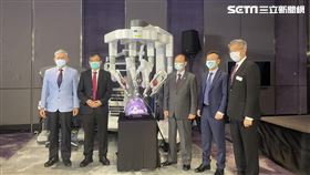 全球第一張！富邦產險推出「癌症達文西保單」　保費免萬元。（圖／記者戴玉翔攝影）