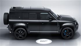 ▲Land Rover Defender V8 Bond Edition（圖／翻攝自Land Rover官網）