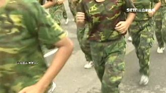 少校打AZ後體測休克亡　專家曝看法