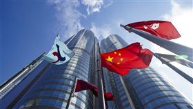 中國國家主席習近平2日宣布將設立北京證券交易所。香港分析認為，北京方面主要服務中小企業，暫時看不到對港交所會帶來什麼影響。（圖／中新社）
