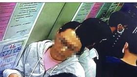 ▲被員警團團包圍，阮男仍談笑風生，多次與他過招互動的老刑警說阮男狡詐聰明「根本是個惡魔」。（圖／CTWANT）