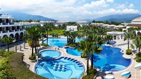 ▲台東日暉國際渡假村，縱谷美景盡收眼底。（圖／業者提供）