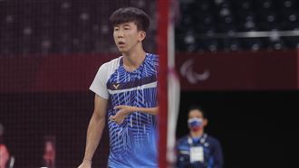 輕取埃及選手　方振宇有望晉羽球4強