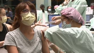 BNT衝擊意願！AZ預約率創新低