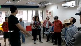 文 解封假開放1800