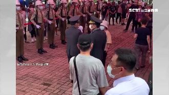 秋祭典禮軍方漏唱國歌　遺族糾正重來