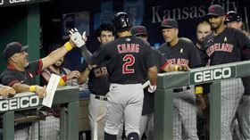 ▲紅襪4位投手都是右投，張育成整場比賽坐板凳。（圖／美聯社／達志影像）