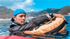 嘎嘎耗費約2年時間考取AIDA3潛水證照。（翻攝自chrispanmonkey IG）