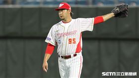 ▲味全龍終結者田澤純一。（圖／記者劉彥池攝影）