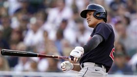 ▲張育成3打數吞2K，中斷連7場比賽敲安。（圖／美聯社／達志影像）