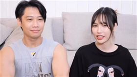 Ashly表示因為疫情都在家，身材漸漸走樣。（圖／翻攝自尼克&ASHLY　YouTube）