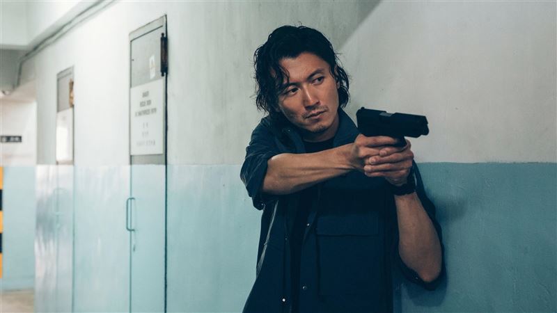 謝霆鋒無預警喊是中國人　爸謝賢回應