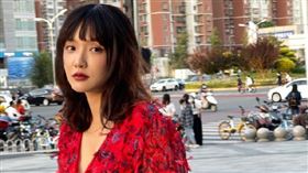 大陸網紅小奶球。（圖／翻攝自微博）