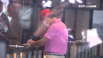 終於解隔離　郭董出關喊：請大家放心