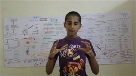 翻攝自阿南德影片