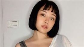 開水小姐擁有傲人的身材及好聽的嗓音。（圖／翻攝自開水小姐IG）