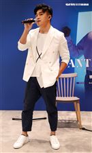 劉昊首張創作專輯「自定義」發片記者會。（圖/記者邱榮吉攝影）