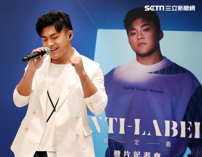 劉昊首張創作專輯「自定義」發片記者會。（圖/記者邱榮吉攝影）