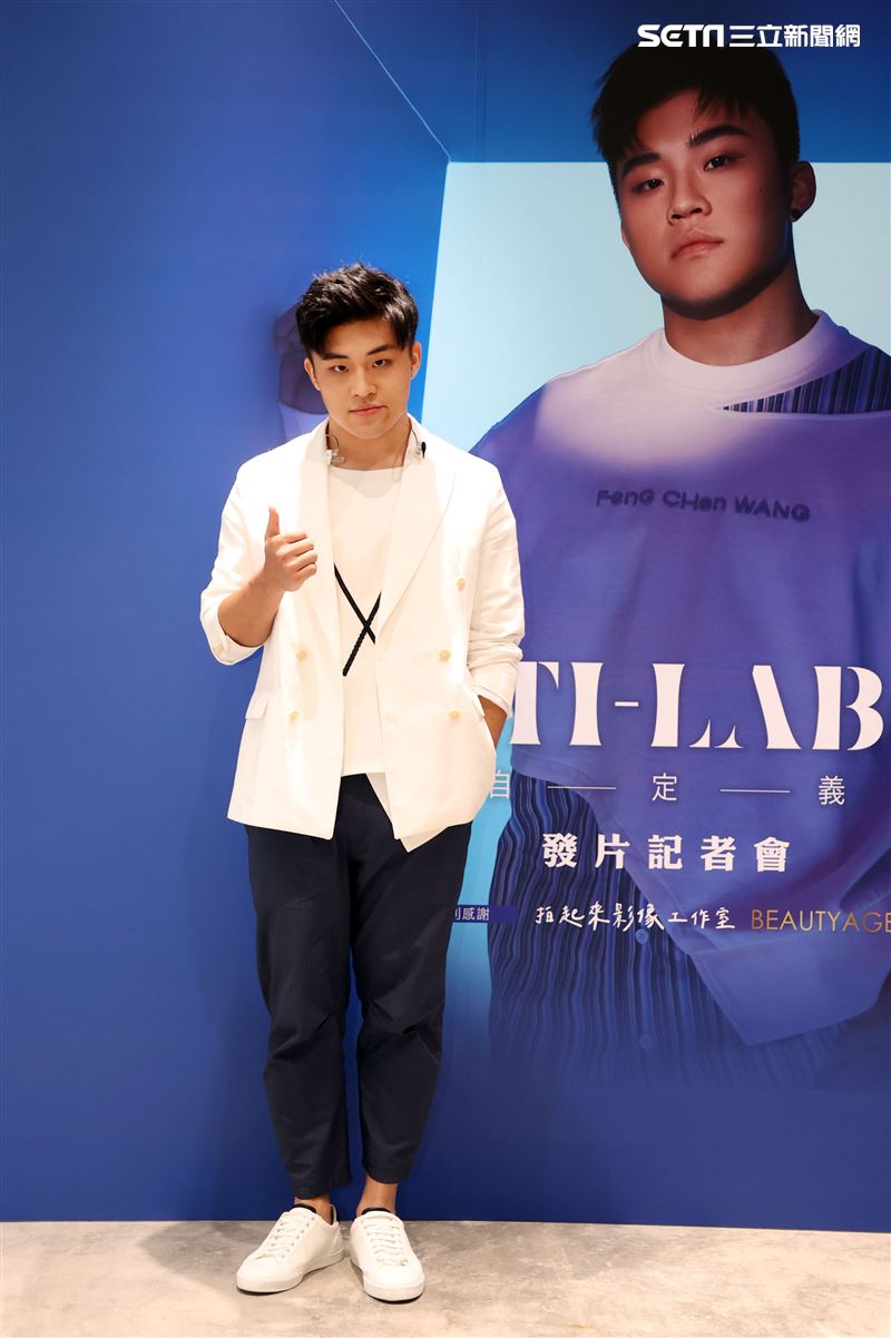 劉昊首張創作專輯「自定義」發片記者會。（圖/記者邱榮吉攝影）