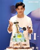 劉昊首張創作專輯「自定義「」發片記者會。（圖/記者邱榮吉攝影）