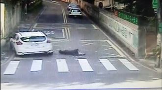 基隆婦遭酒駕男撞　後車閃避不及輾過