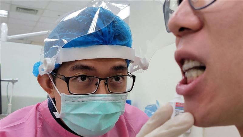 打呼恐釀口腔疾病　有這四問題快檢查