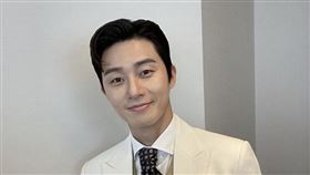 朴敘俊赴英拍攝漫威電影。(圖／朴敘俊，Awesome娛樂IG)